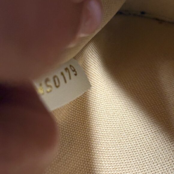 Louis Vuitton Giant Monogram Pouch Pochette White Black from Neverfull MM Bag - Picture 7 of 16